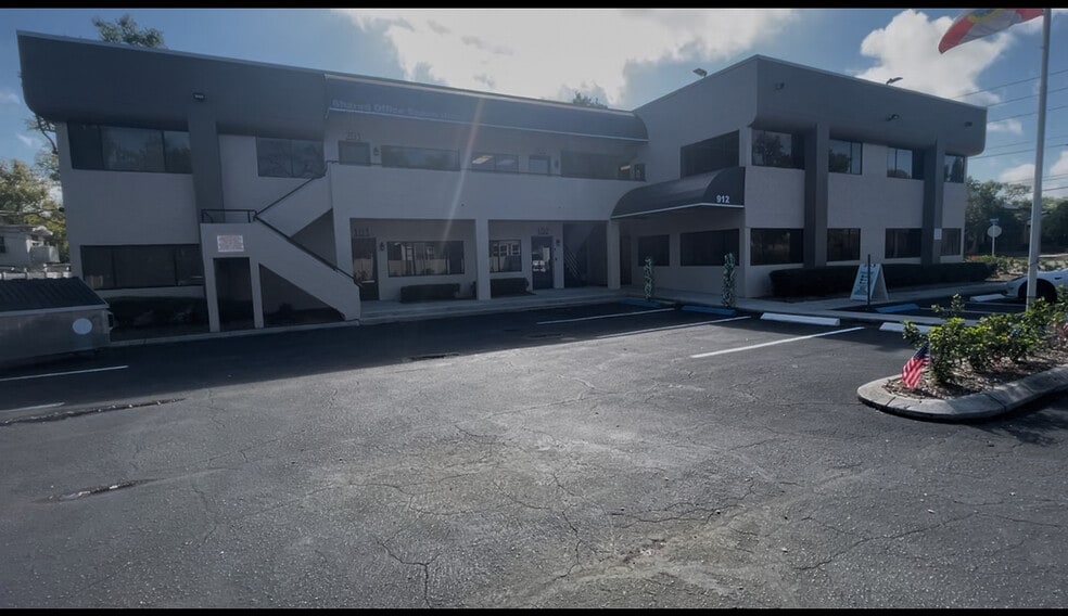 912 Drew St, Clearwater, FL for lease - Building Photo - Image 3 of 5