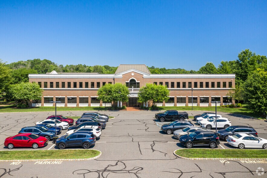 1420 Route 206, Bedminster, NJ à louer - Photo du bâtiment - Image 2 de 13
