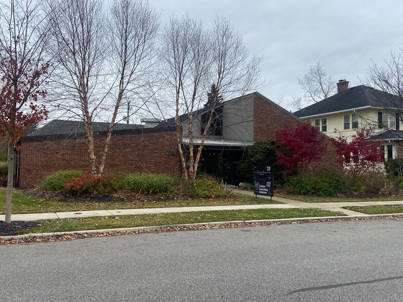 218 S Frances St, South Bend, IN for sale - Building Photo - Image 2 of 6