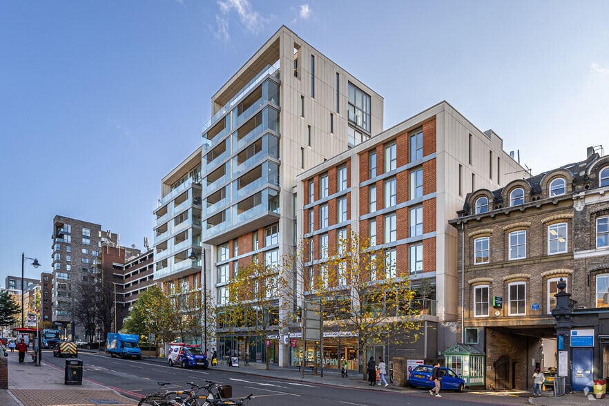 133 Upper Richmond Rd, London for lease - Building Photo - Image 3 of 4