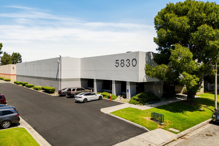 5830 Triangle Dr, Commerce, CA for sale - Primary Photo - Image 1 of 9
