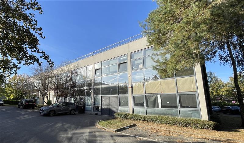 Flex in Lognes for lease - Building Photo - Image 1 of 6