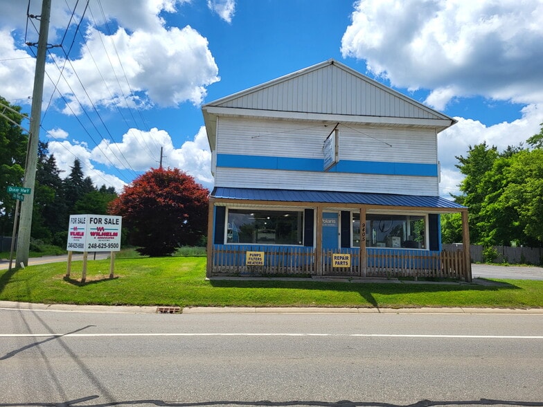 9405 Dixie Hwy, Village of Clarkston, MI for sale - Primary Photo - Image 1 of 18