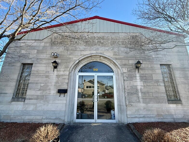 512 P St, Bedford, IN à vendre - Photo du bâtiment - Image 2 de 8