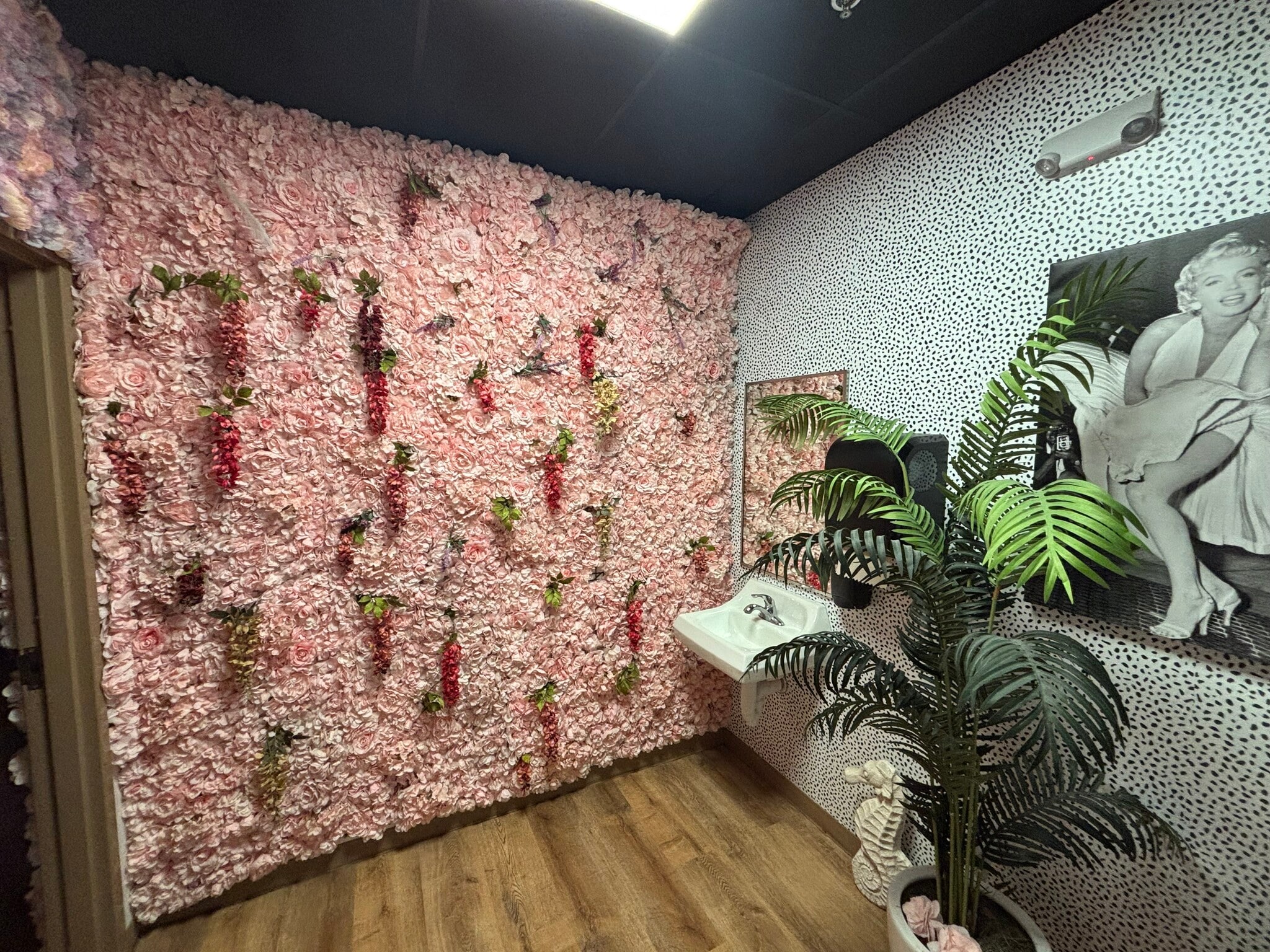 11300 Westport Rd, Louisville, KY for lease Interior Photo- Image 1 of 15