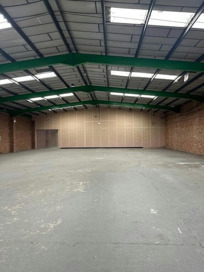 More details for 659 Eccles New Rd, Salford - Industrial for Lease