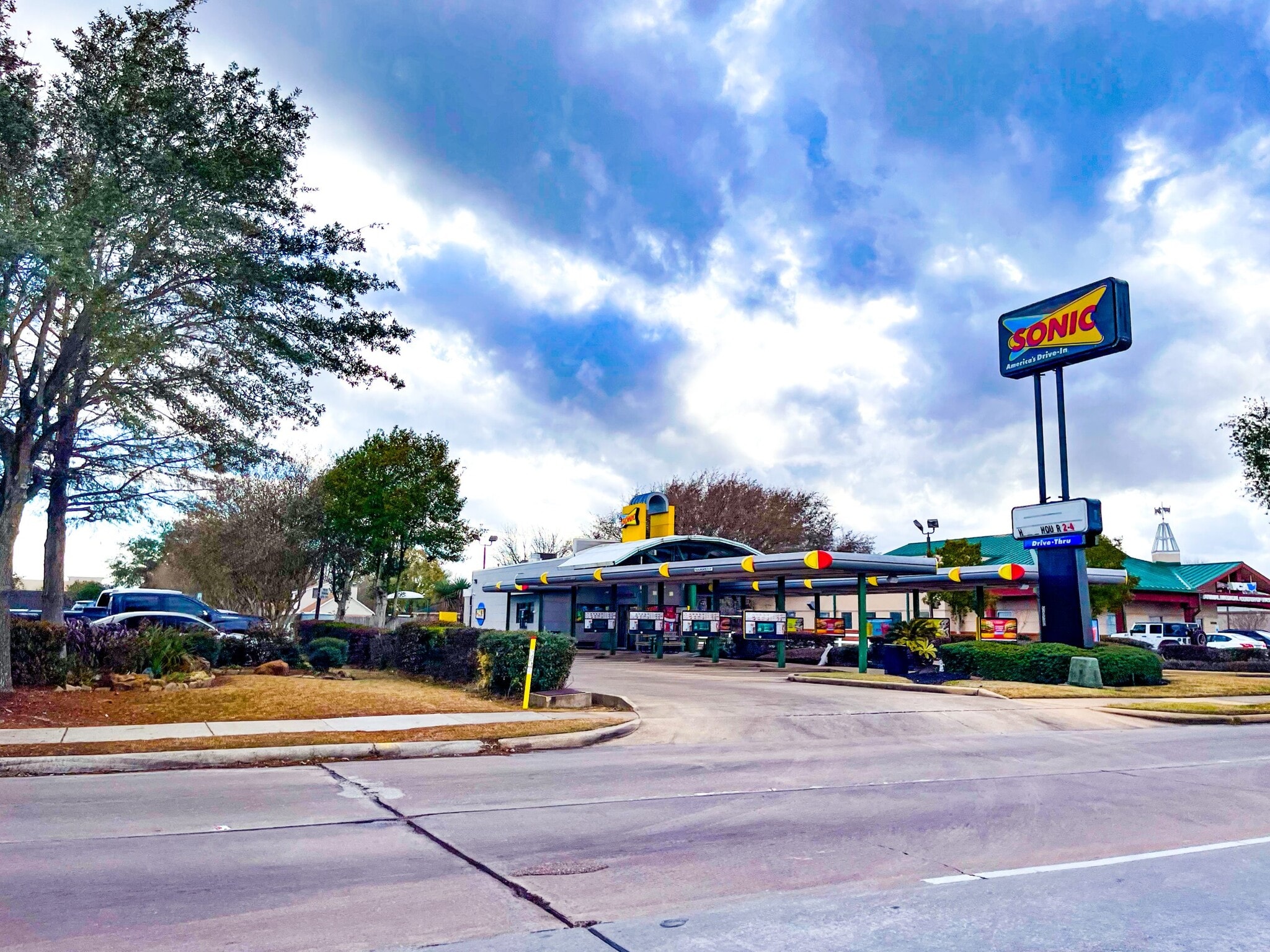 5020 Fairmont Pky, Pasadena, TX for lease Primary Photo- Image 1 of 4