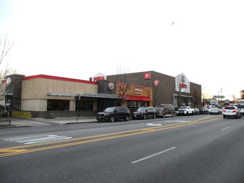 2343 Utica Ave, Brooklyn, NY for lease - Building Photo - Image 2 of 23