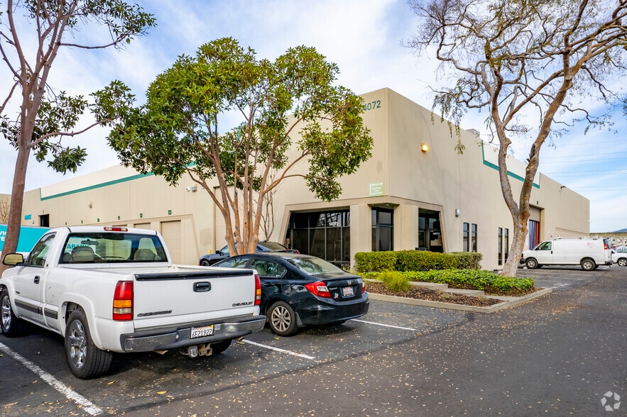 14054-14072 Catalina St, San Leandro, CA for lease - Primary Photo - Image 2 of 4