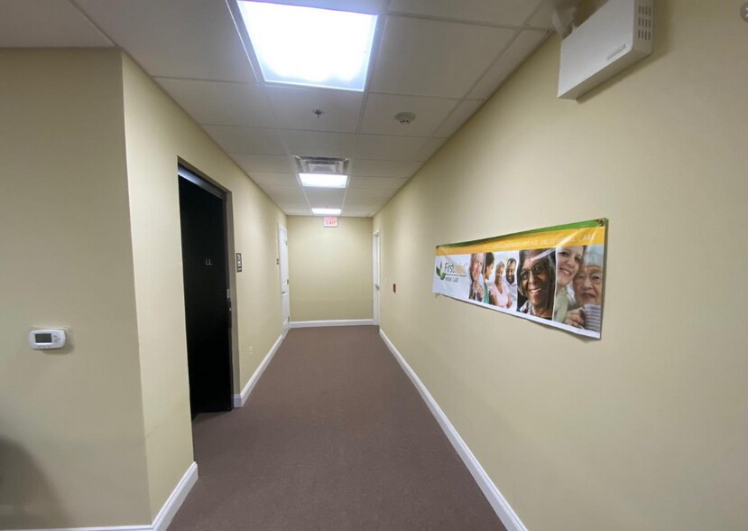 1214 Easton Rd, Warrington, PA for lease - Interior Photo - Image 2 of 8