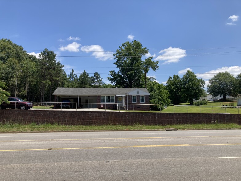 7049 Highway 101, Woodruff, SC for sale - Building Photo - Image 3 of 9