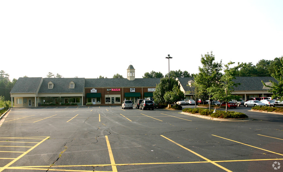 3000 Johnson Ferry Rd, Marietta, GA for lease - Building Photo - Image 1 of 5