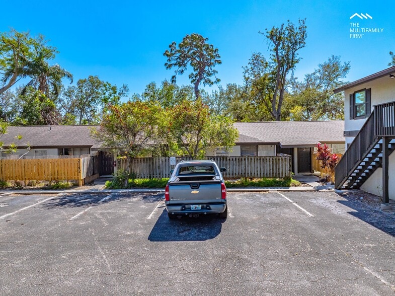 2720-2750 Hope St, Sarasota, FL for sale - Building Photo - Image 3 of 8