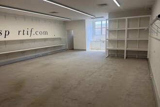 8 Cross St, Double Bay à louer Photo intérieure- Image 1 de 4