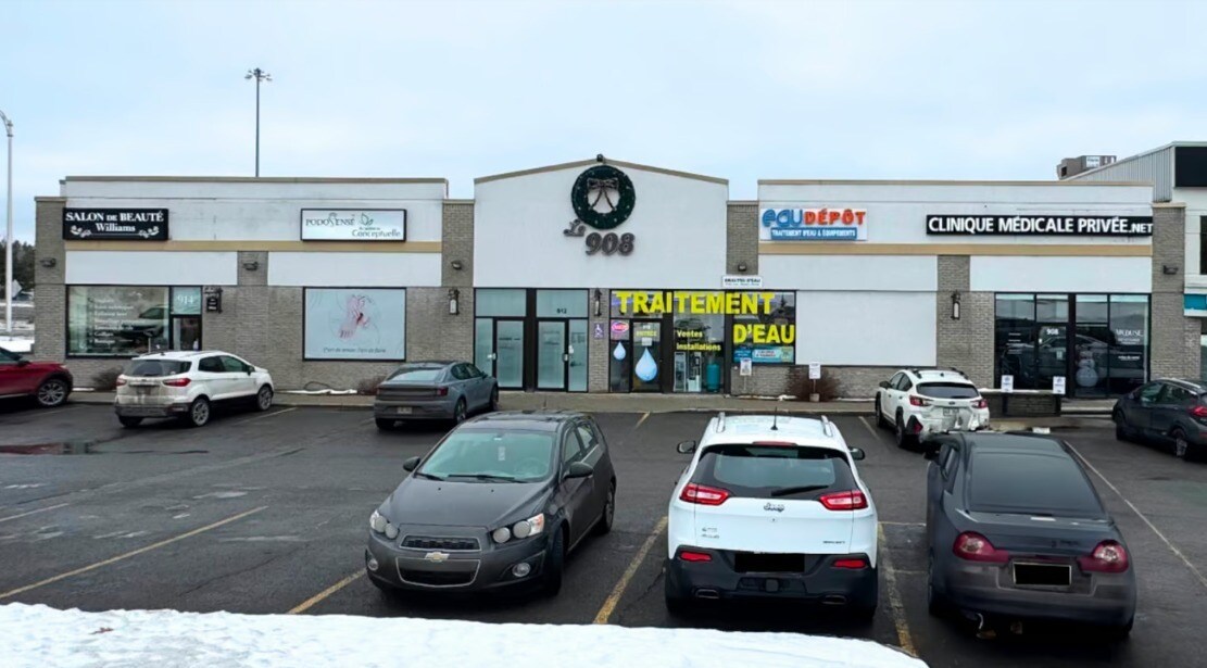 908-914 Sainte-Thérèse, Saint-jerome, QC for sale Primary Photo- Image 1 of 1