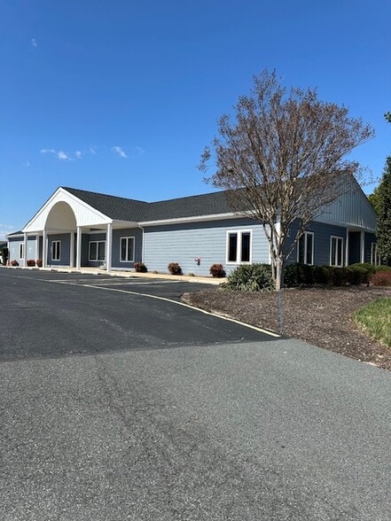 724 S New St, Dover, DE for lease - Building Photo - Image 2 of 2