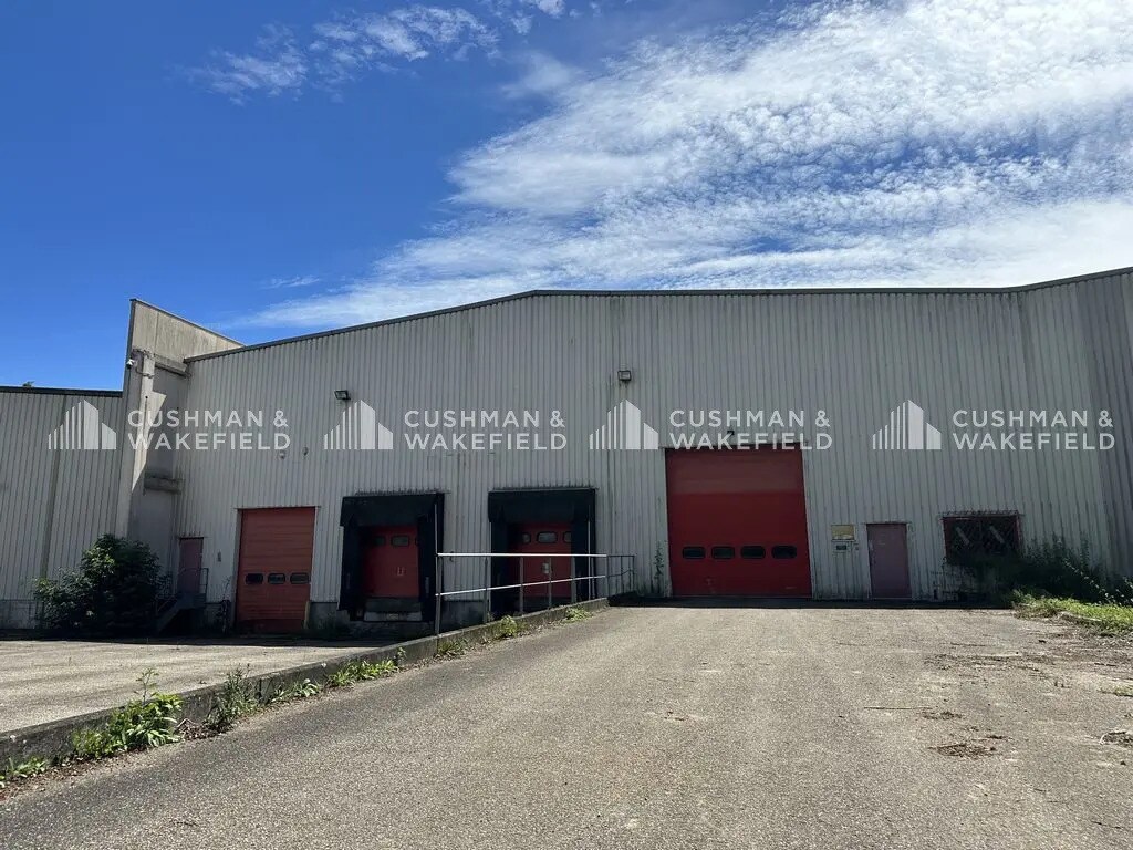 Industrial in GEISPOLSHEIM for lease Building Photo- Image 1 of 11