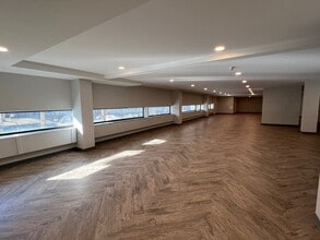 170 Hamilton Ave, White Plains, NY for lease Interior Photo- Image 2 of 5