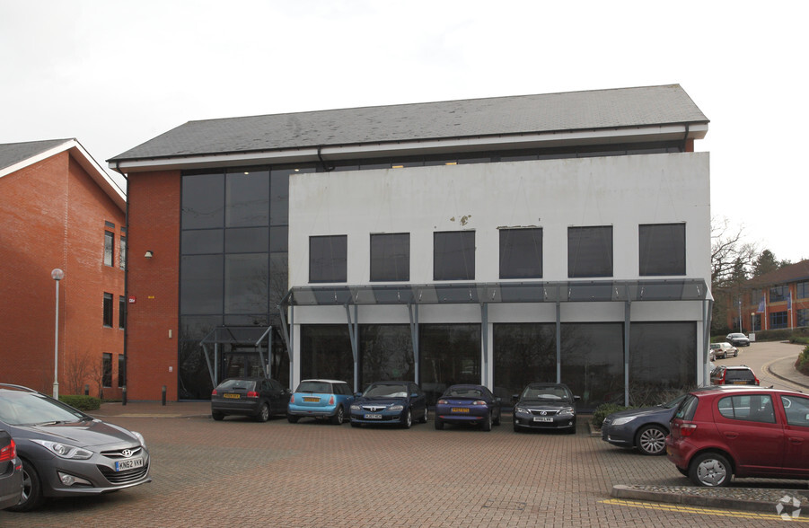 Parkway, Fareham for lease - Building Photo - Image 3 of 4