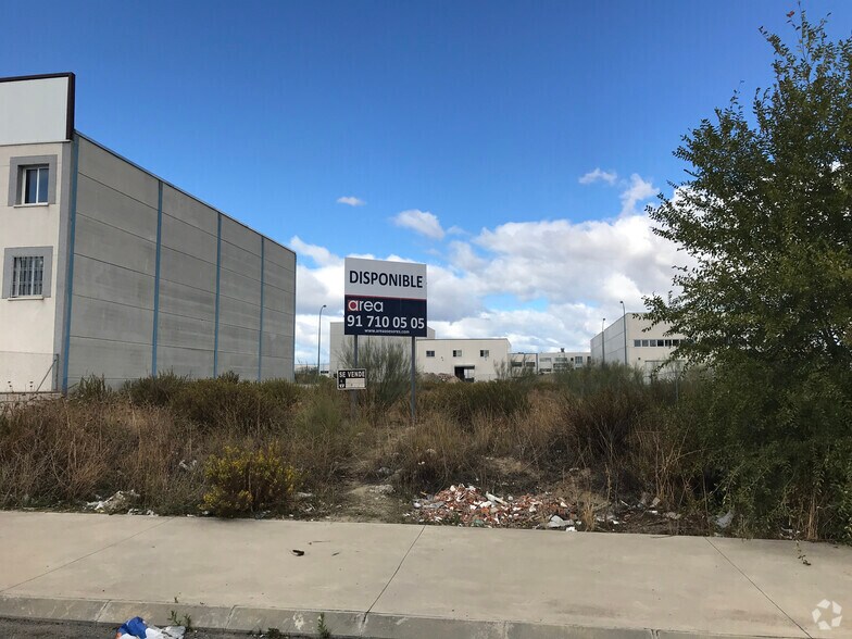 Calle Solidaridad, 27, Getafe, Madrid à vendre - Photo du bâtiment - Image 2 de 2