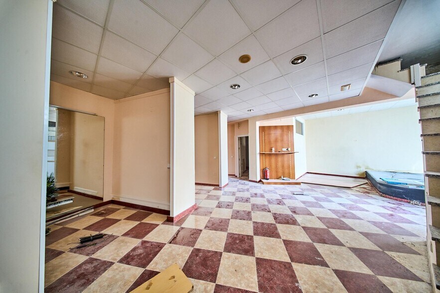 de Mora, Baza, Granada for sale - Interior Photo - Image 3 of 12