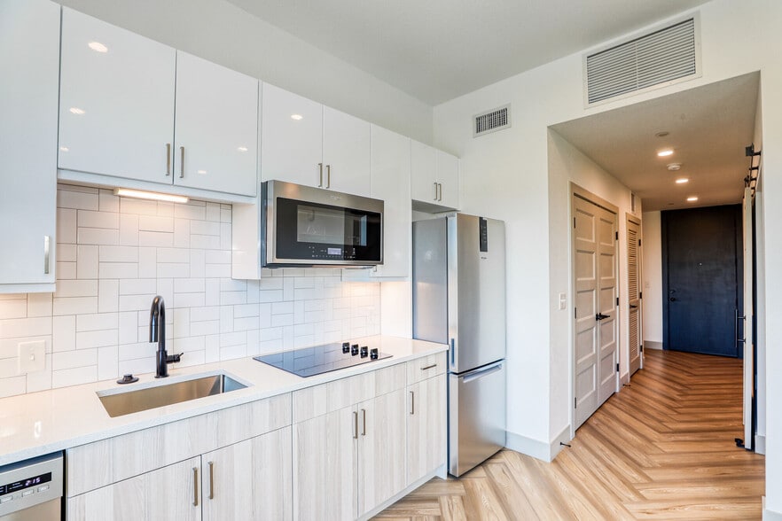 3110-3130 Zuni St, Denver, CO for lease - Interior Photo - Image 3 of 31