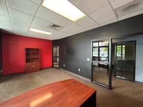8505 W Overland Rd, Boise, ID for lease Interior Photo- Image 2 of 12