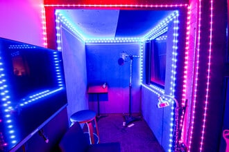 1041 N Formosa Ave, West Hollywood, CA for lease Interior Photo- Image 1 of 1