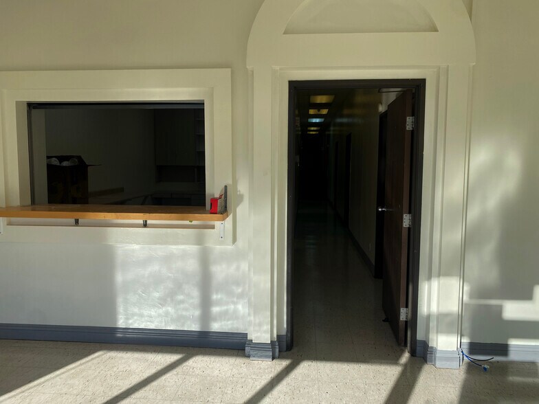 6007 Whittier Blvd, Los Angeles, CA à louer - Photo intérieure - Image 3 de 7