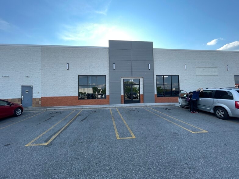 6914 Eastman Ave, Midland, MI for lease - Building Photo - Image 2 of 16