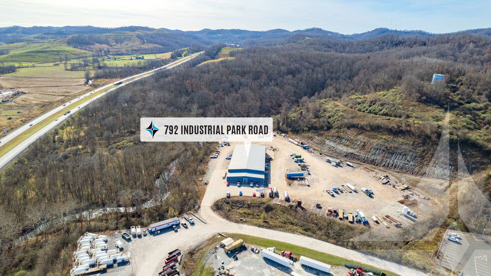 792 Industrial Park Rd, Jane Lew, WV à vendre - Photo du bâtiment - Image 1 de 1