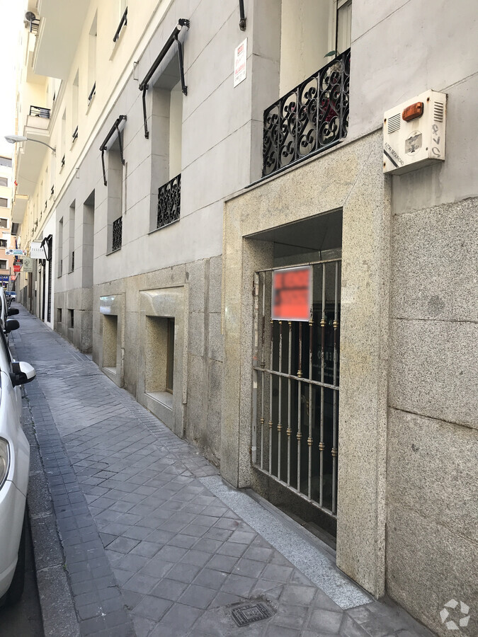 Calle De Espartinas, 4, Madrid, MAD 28001 -  -  - Interior Photo - Image 1 of 2