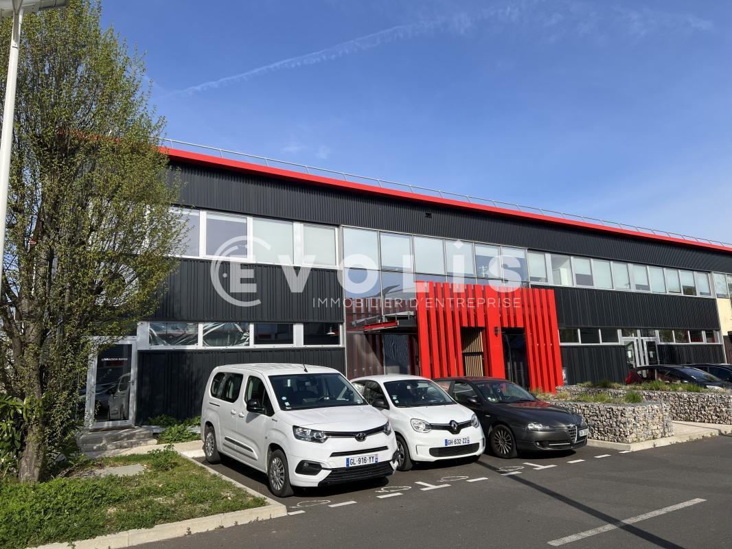 Office in Bonneuil-sur-Marne for lease Building Photo- Image 1 of 15
