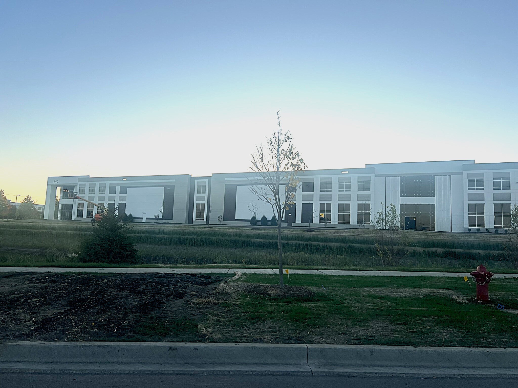 612 Schelter Rd, Lincolnshire, IL for lease Building Photo- Image 1 of 1
