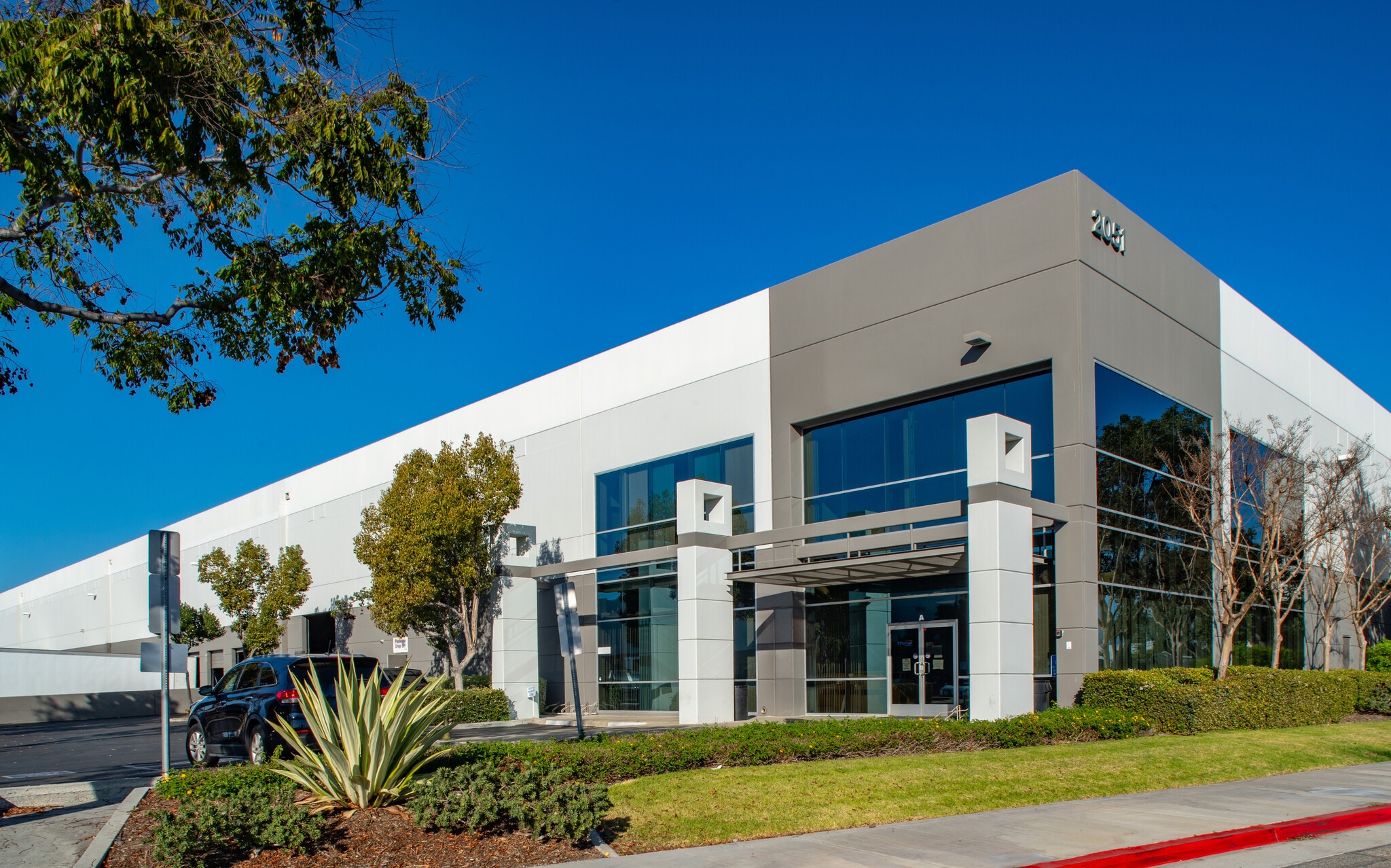 2051 Raymer Ave, Fullerton, CA for lease Primary Photo- Image 1 of 9