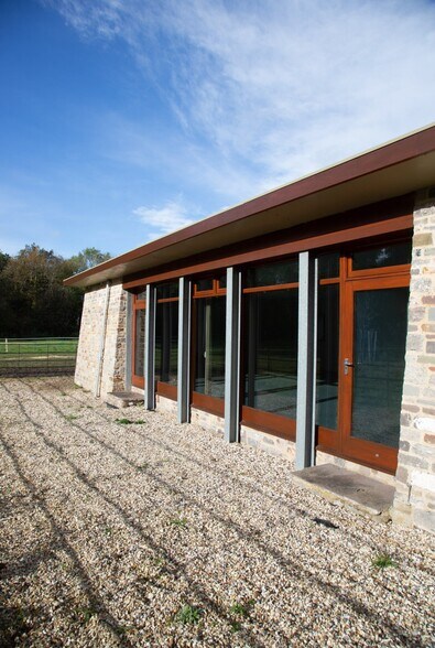 61-63 High St, Nailsea à louer - Photo du bâtiment - Image 2 de 4