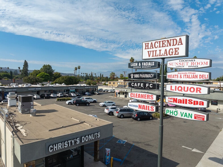 2025-2047 S Hacienda Blvd, Hacienda Heights, CA for lease - Building Photo - Image 2 of 20