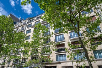 More details for 15 Boulevard Flandrin, Paris - Office for Lease