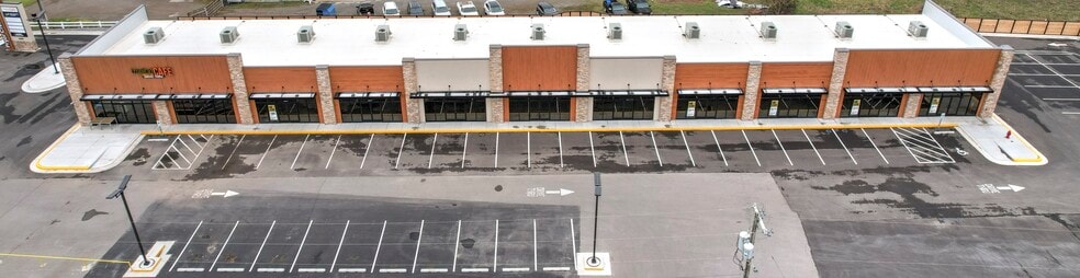 4501 S Mill St, Pryor, OK for lease - Building Photo - Image 2 of 4