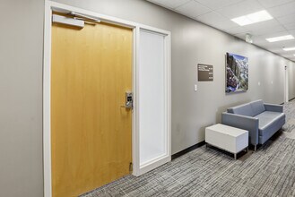 5323 S Woodrow St, Salt Lake City, UT à louer Photo intérieure- Image 2 de 13