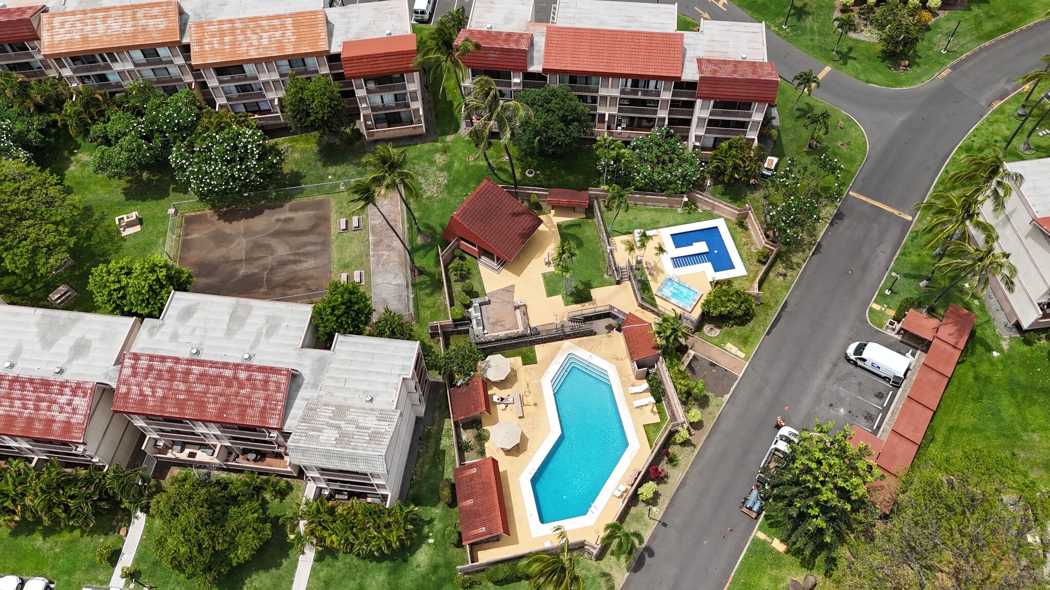 84-754 Ala Mahiku St, Waianae, HI for sale Primary Photo- Image 1 of 18