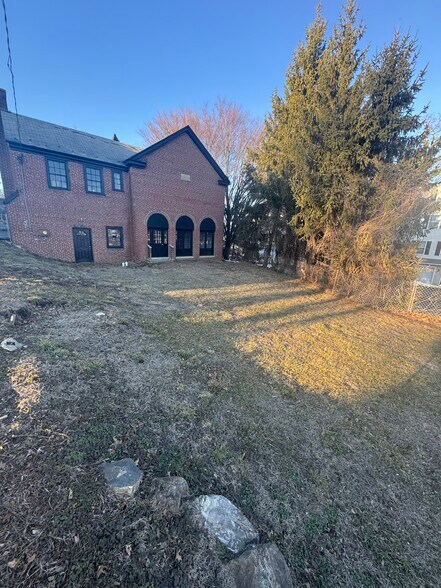 236 E Gay St, West Chester, PA à vendre - Photo du bâtiment - Image 3 de 5