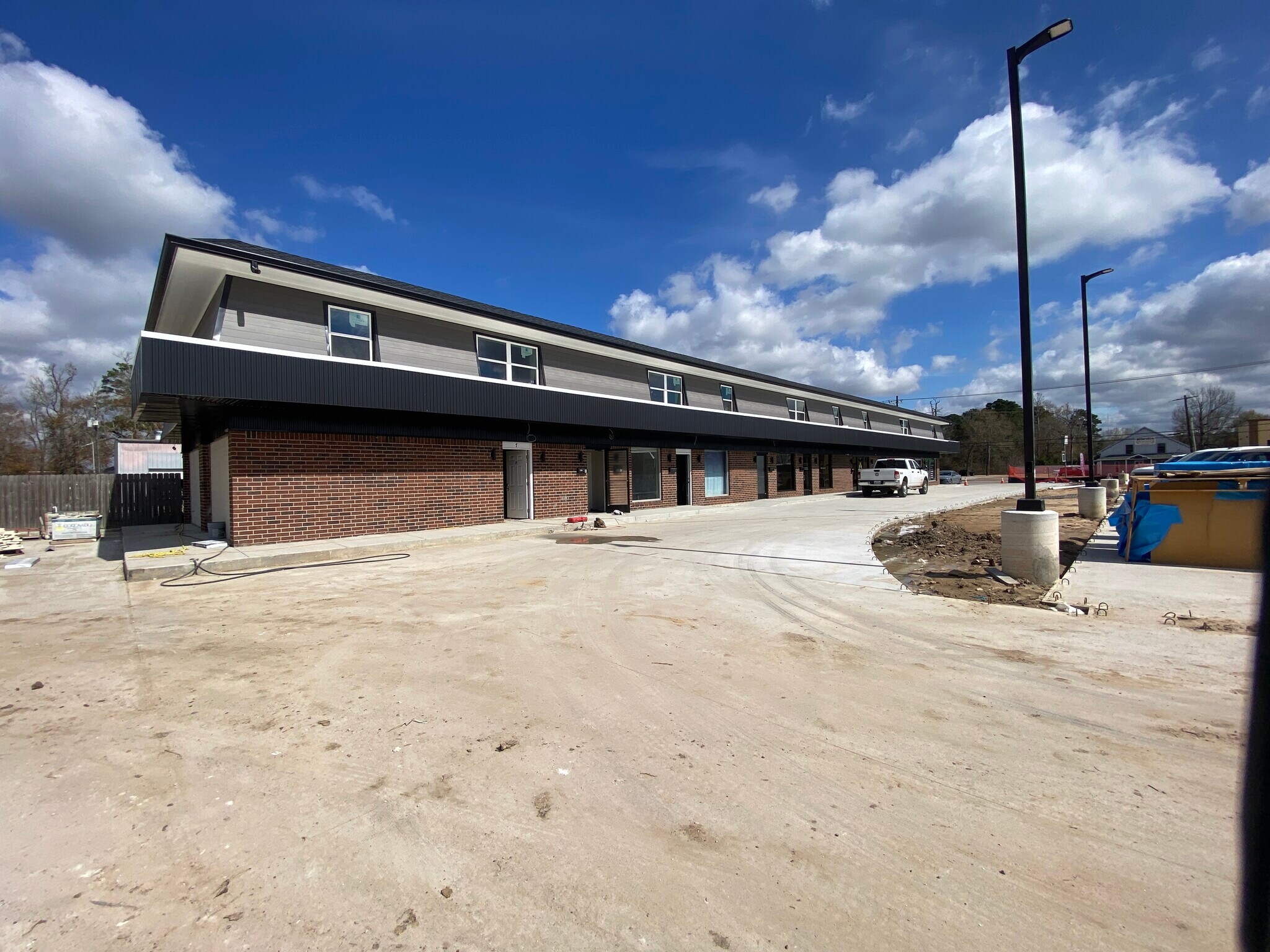 1173 N Main St, Vidor, TX for lease Primary Photo- Image 1 of 39