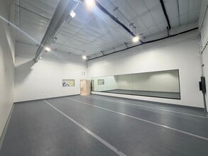 18107 Longenbaugh, Cypress, TX for lease Building Photo- Image 1 of 7