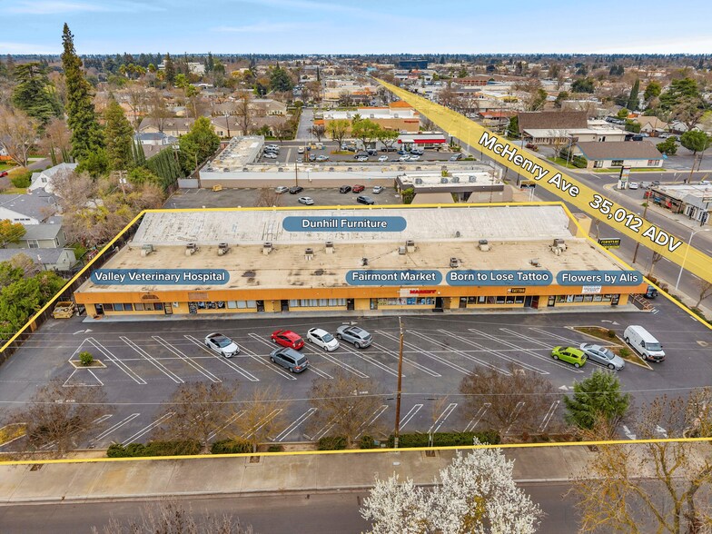 1021 McHenry Ave, Modesto, CA à vendre - Photo du bâtiment - Image 1 de 27