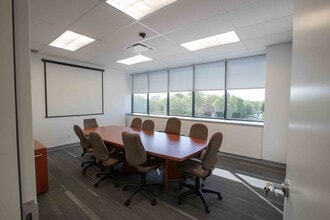 2475 Boul Laurier, Québec, QC à louer Photo intérieure- Image 2 de 6