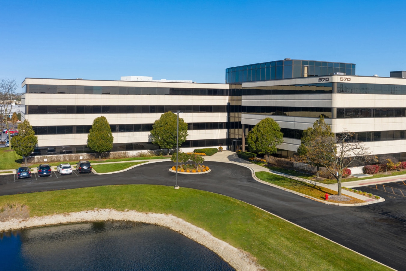 570 Lake Cook Rd, Deerfield, IL for lease Primary Photo- Image 1 of 22