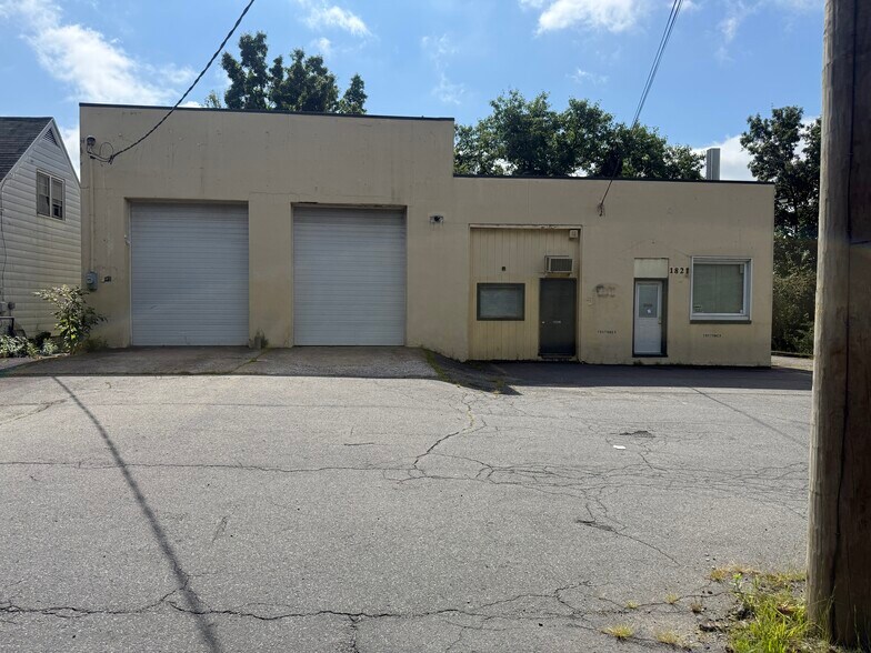 1821 Route 315 Hwy, Pittston, PA à louer - Photo du bâtiment - Image 2 de 10