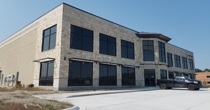 12877 Emerson Dr, Brighton, MI for lease Interior Photo- Image 1 of 4