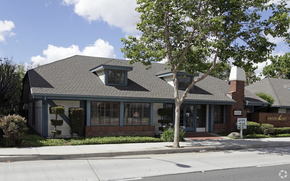 1820 E 17th St, Santa Ana, CA for sale - Building Photo - Image 1 of 5